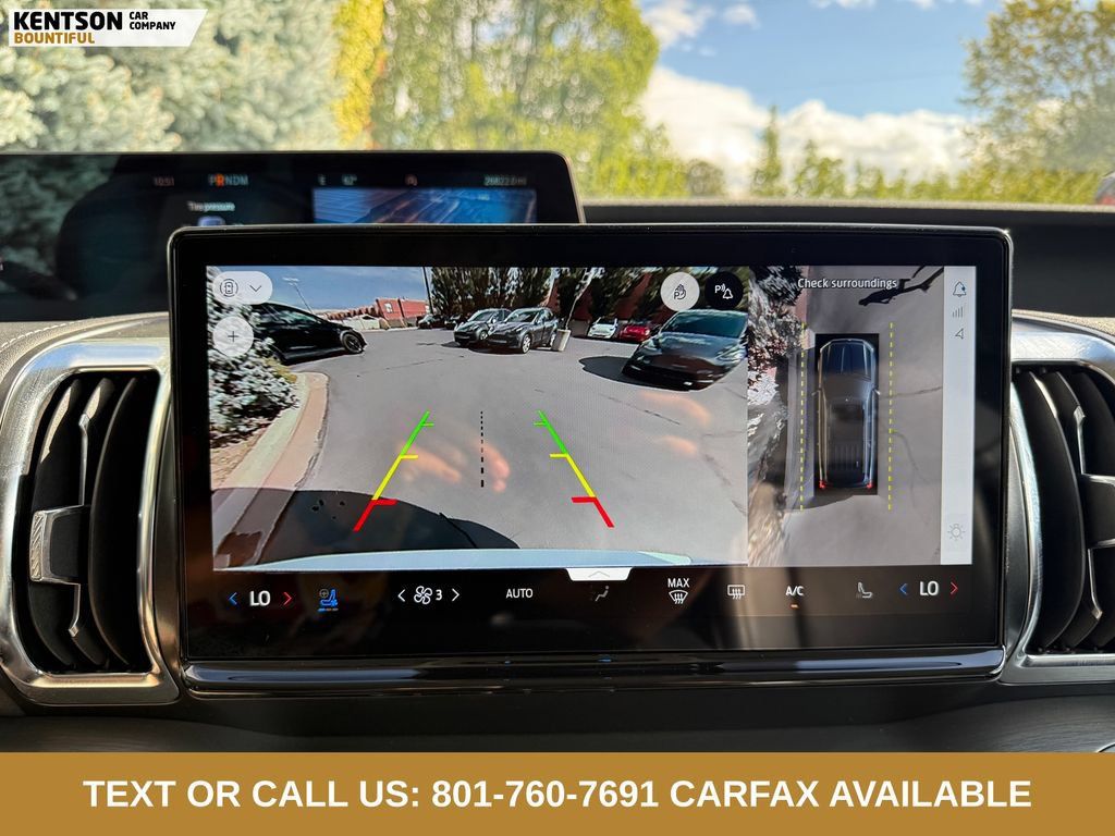 Used 2025 Ford Expedition Max Platinum AWD/4WD image 21