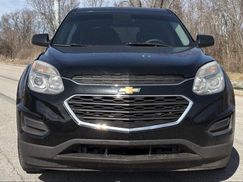 Used 2017 Chevrolet Equinox LS image 26