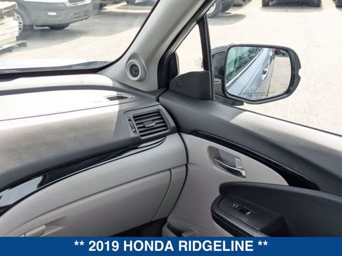 Used 2019 Honda Ridgeline RTL-E image 17