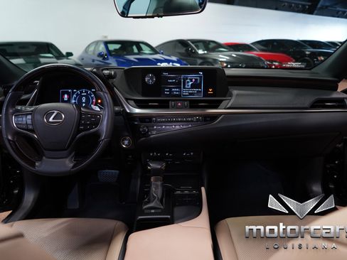 Used 2019 Lexus ES 350 image 32