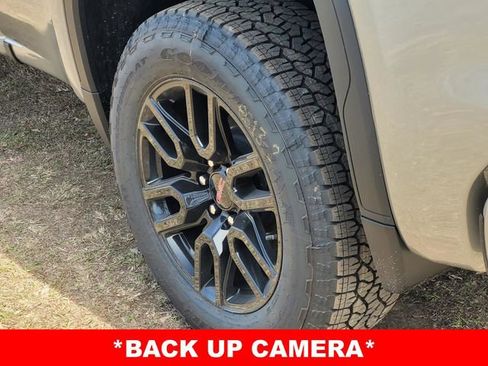 New 2026 GMC Sierra 1500 Elevation image 8