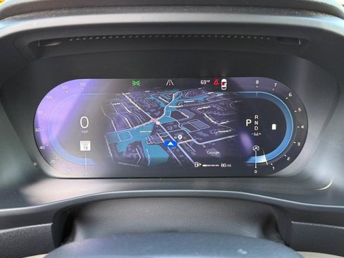 Used 2024 Volvo XC40 B5 Plus w/ Protection Package Premier image 21