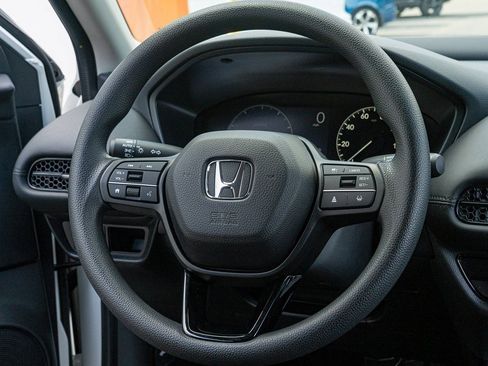 New 2026 Honda HR-V LX image 18