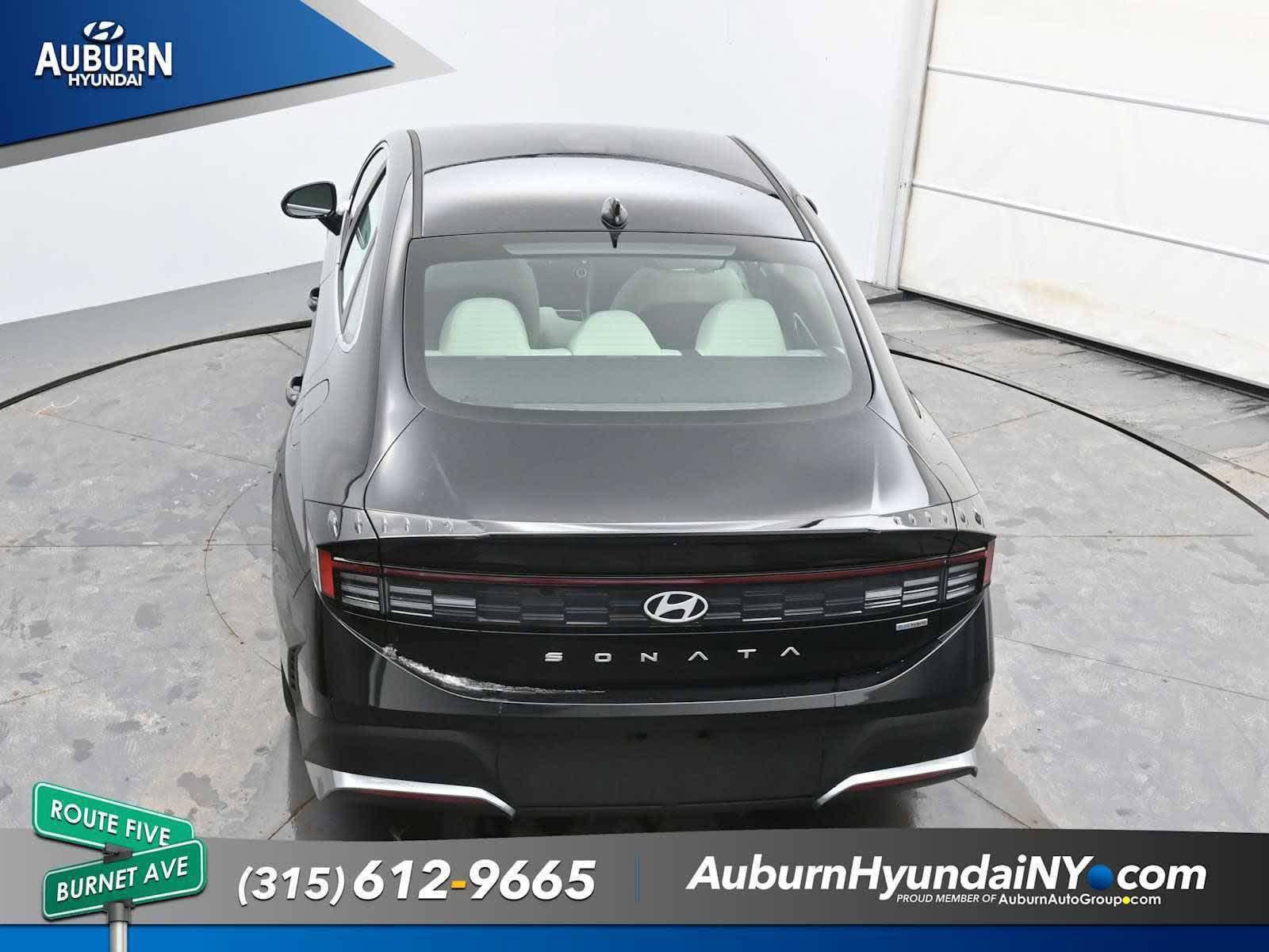 New 2026 Hyundai Sonata Blue FWD image 25