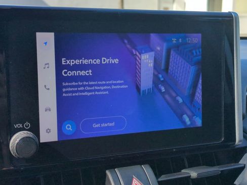 Used 2023 Toyota RAV4 LE image 19