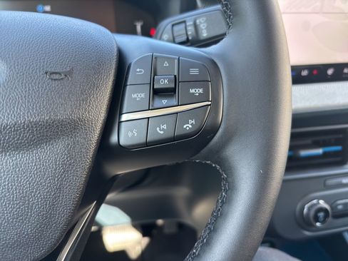New 2026 Ford Maverick XLT AWD/4WD image 25