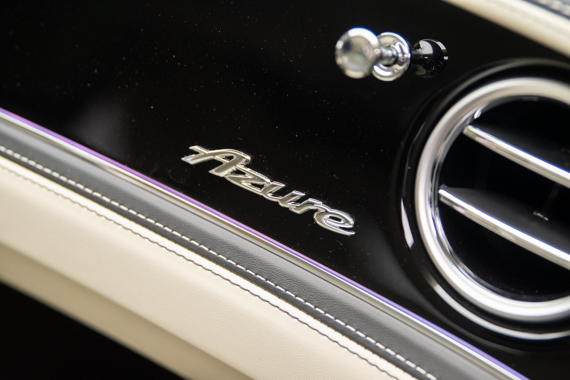 New 2026 Bentley Flying Spur V8 AWD/4WD image 29
