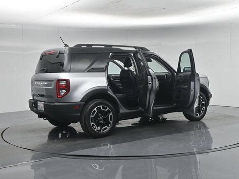 Certified 2023 Ford Bronco Sport Outer Banks w/ Tech Package AWD/4WD image 6