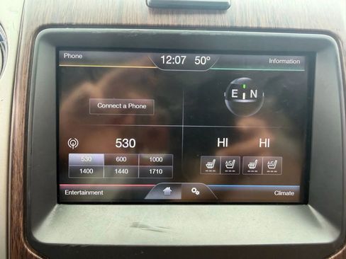 Used 2014 Ford F150 Lariat w/ Equipment Group 502A Luxury image 27