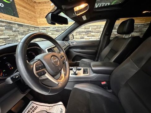 Used 2015 Jeep Grand Cherokee Altitude AWD/4WD image 13