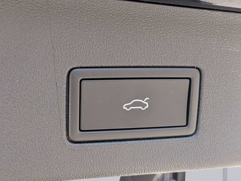 Used 2025 Volkswagen ID.4 Pro S RWD image 13