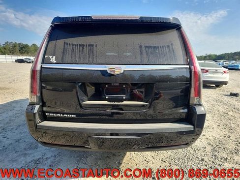 Used 2020 Cadillac Escalade ESV Luxury AWD/4WD image 6