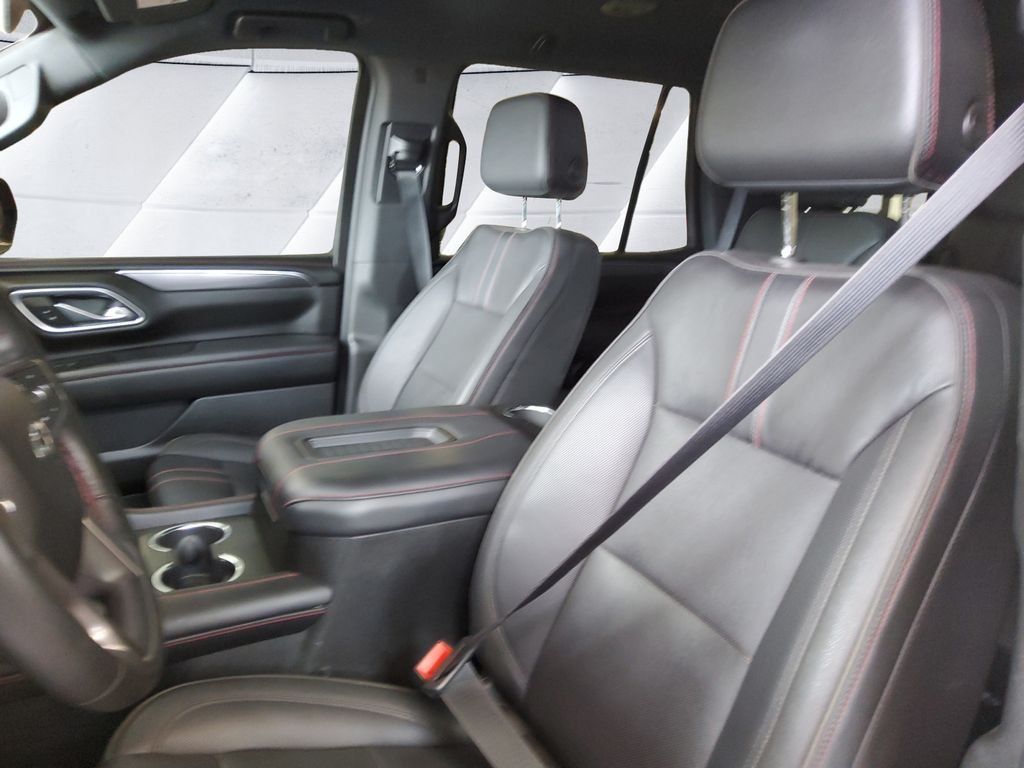 Used 2024 Chevrolet Tahoe RST w/ Luxury Package AWD/4WD image 8