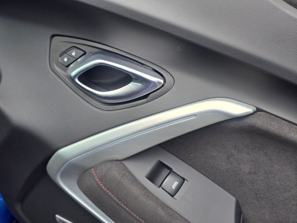 Used 2023 Chevrolet Camaro ZL1 RWD image 22