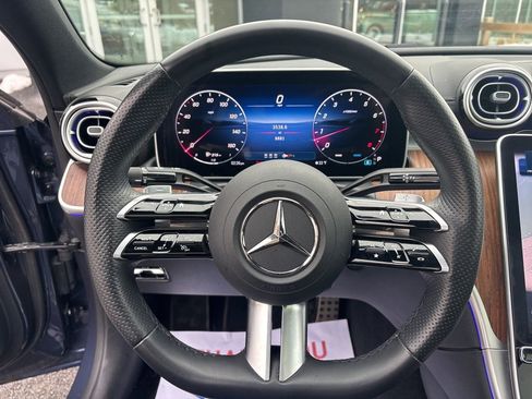 Used 2025 Mercedes-Benz C 300 4MATIC Sedan image 26
