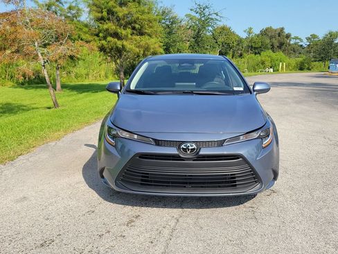 New 2026 Toyota Corolla LE FWD image 2