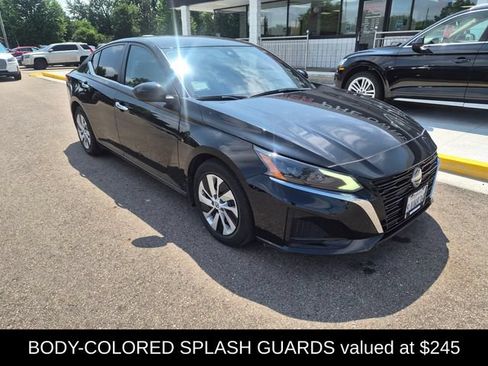Used 2023 Nissan Altima 2.5 S FWD image 4