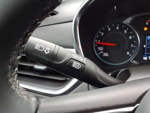 Used 2024 Chevrolet Equinox LT w/ LPO, Floor Liner Package image 29