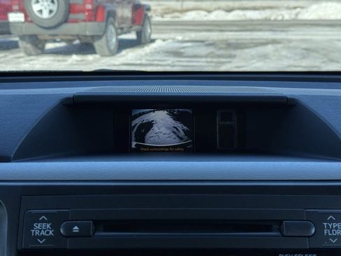 Used 2013 Toyota Sienna LE image 3