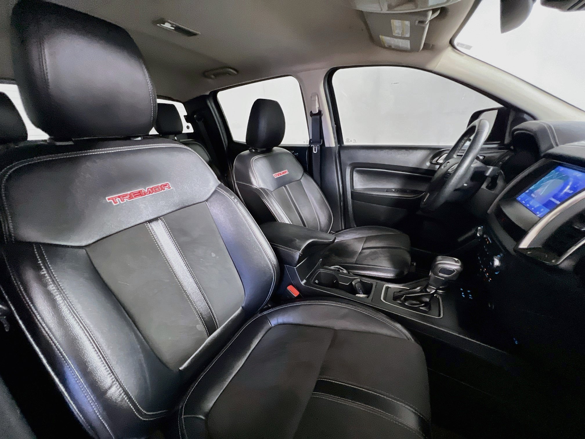 Used 2023 Ford Ranger Lariat w/ Tremor Off-Road Package AWD/4WD image 29