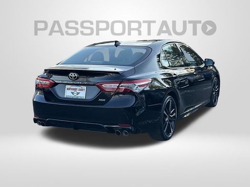Used 2020 Toyota Camry XSE image 5