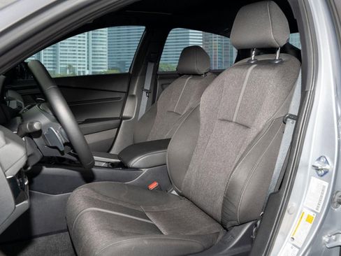 Certified 2023 Honda Accord Sport image 17