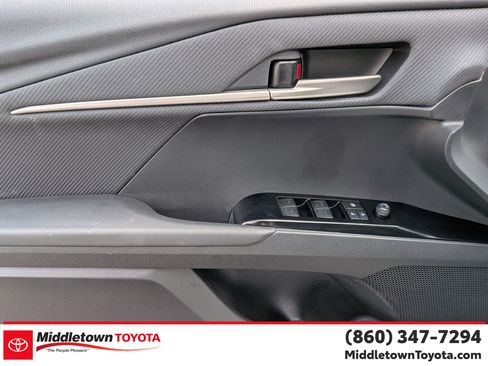 Certified 2025 Toyota Camry SE AWD/4WD image 8