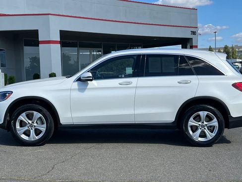 Used 2018 Mercedes-Benz GLC 300 4MATIC image 9