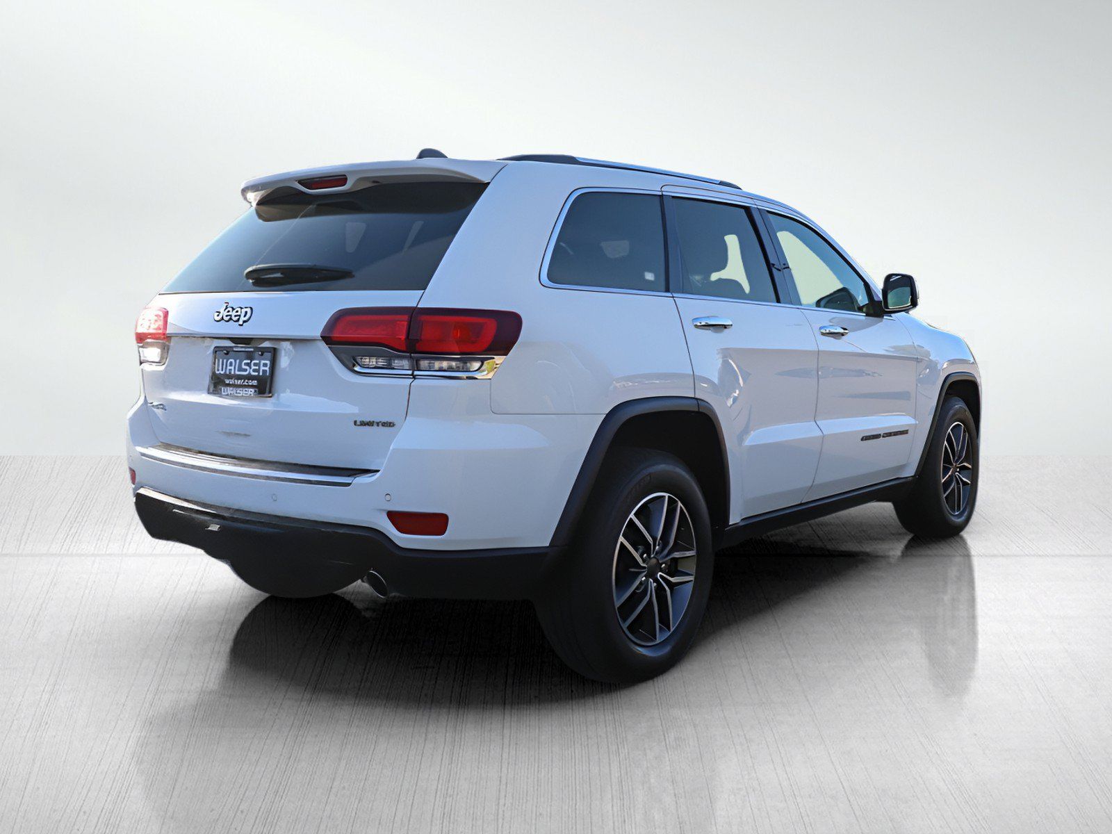Used 2021 Jeep Grand Cherokee Limited w/ Trailer Tow Group IV AWD/4WD image 5