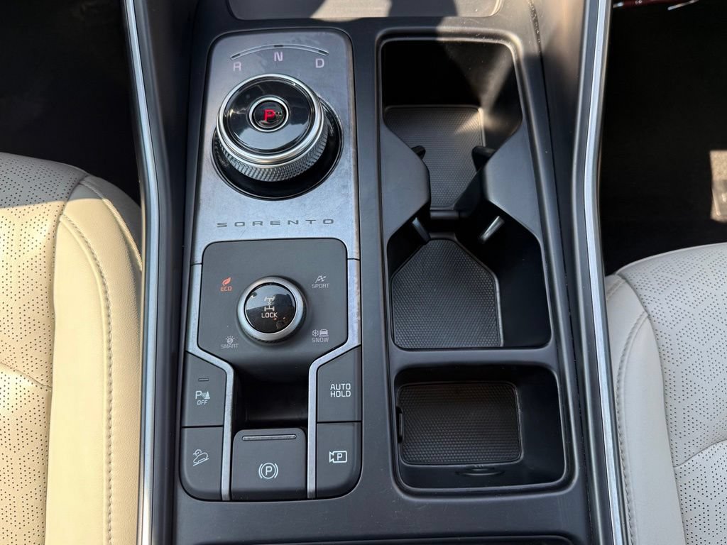 Used 2022 Kia Sorento S AWD/4WD image 25