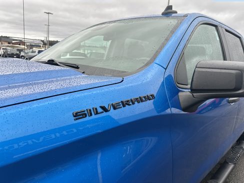 Used 2023 Chevrolet Silverado 1500 Custom w/ LPO, Dark Essentials Package image 4