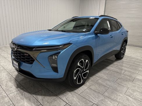 New 2026 Chevrolet Trax RS image 1