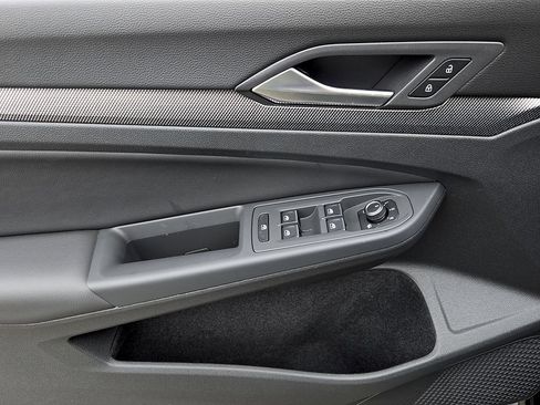 Certified 2025 Volkswagen GTI SE FWD image 12