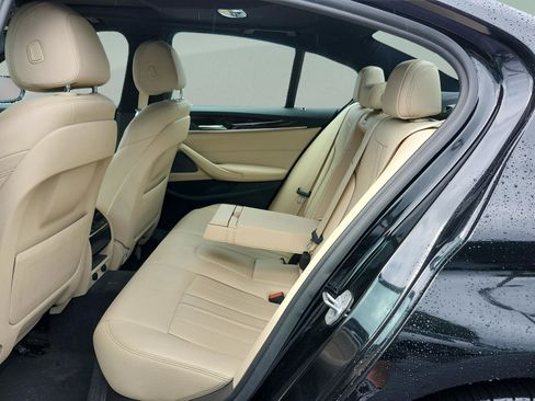 Used 2019 BMW 530i 530i w/ Luxury Package image 36