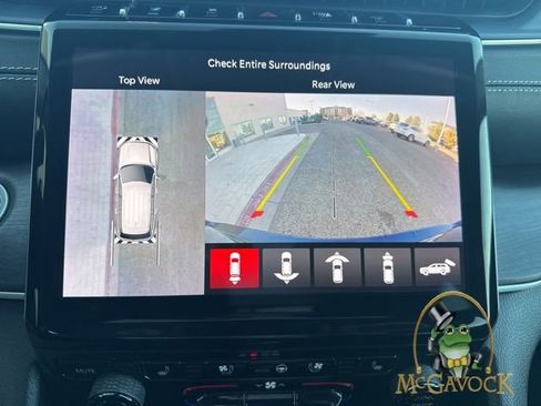 Used 2022 Jeep Grand Cherokee Limited w/ Luxury Tech Group II image 25