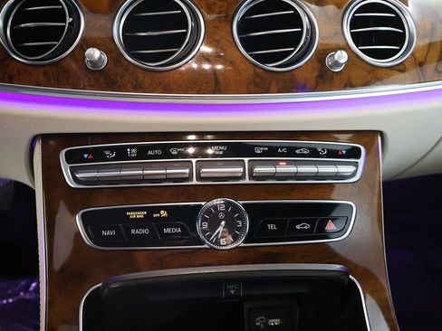 Used 2019 Mercedes-Benz E 450 4MATIC Wagon image 57