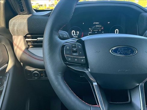 Used 2026 Ford Explorer ST-Line AWD/4WD image 13