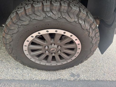 Used 2024 INEOS Grenadier Fieldmaster Edition image 8