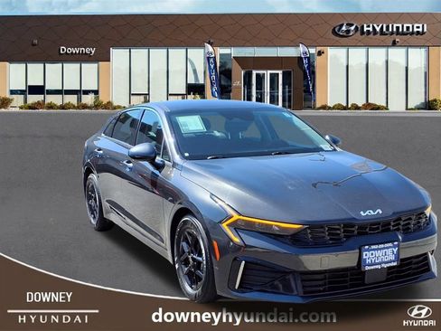 Used 2025 Kia K5 LXS FWD image 3