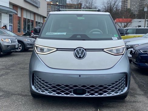 New 2025 Volkswagen ID. Buzz 1st Edition image 5