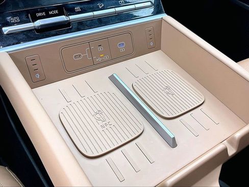 Used 2026 Hyundai Santa Fe Calligraphy AWD/4WD image 33