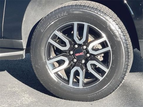 Certified 2021 GMC Yukon XL AT4 w/ Rear Media and Nav Package image 33