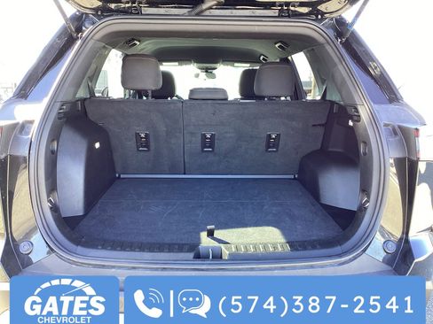 Used 2025 Chevrolet Equinox LT image 10