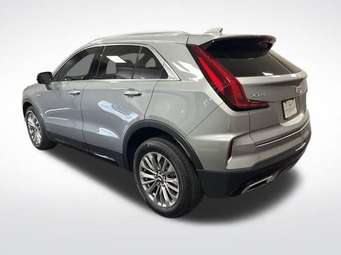 Certified 2024 Cadillac XT4 Premium Luxury image 3