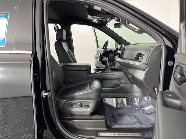 Used 2025 Chevrolet Tahoe LT AWD/4WD image 39
