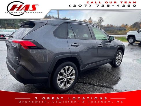 Used 2019 Toyota RAV4 XLE Premium image 7
