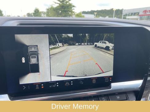 Used 2024 Chevrolet Silverado 1500 LTZ w/ LTZ Premium Package image 23