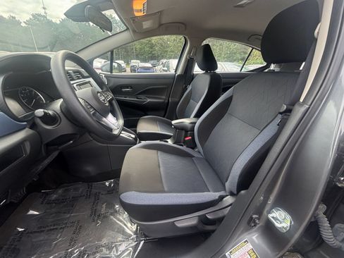 Used 2025 Nissan Versa SV FWD image 26