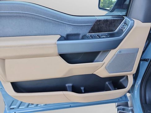 Used 2023 Ford F150 Lariat w/ Max Trailer Tow Package image 21