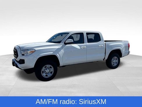 Used 2021 Toyota Tacoma SR image 1